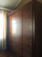 Шкаф с раздвижными дверями шпон